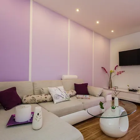 Lavender & Mint Apartment Kastela Exterior photo
