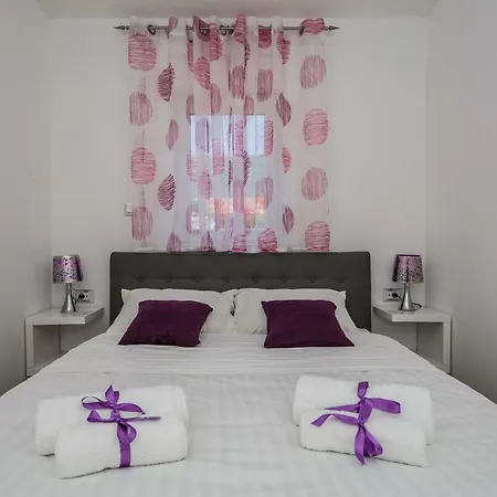 Lavender & Mint Apartment Kastela Exterior photo