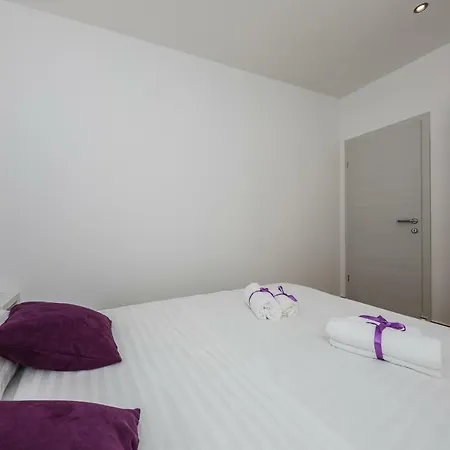 Lavender & Mint Apartment Kastela Exterior photo