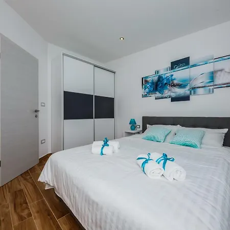 Lavender & Mint Apartment Kastela Exterior photo